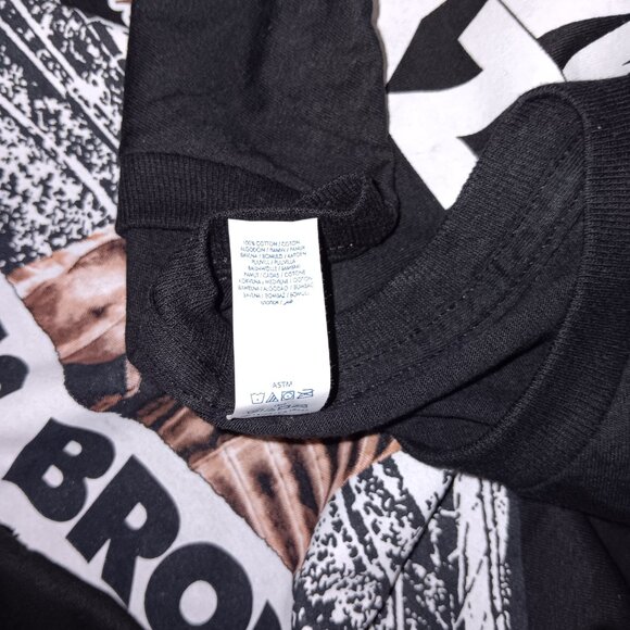 BREEZY BOWL XX STADIUM WORLD TOUR T-SHIRT - Picture 2 of 10